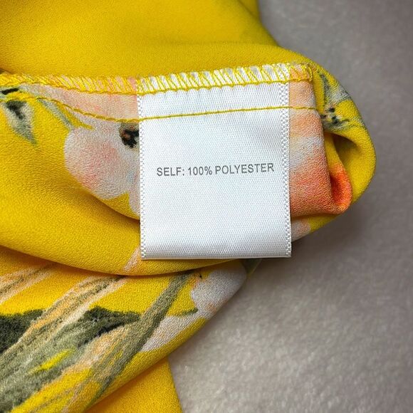 Rose + Olive- Yellow Floral Print Blouse- On or Off the Shoulders- Size Medium - Picture 9 of 9